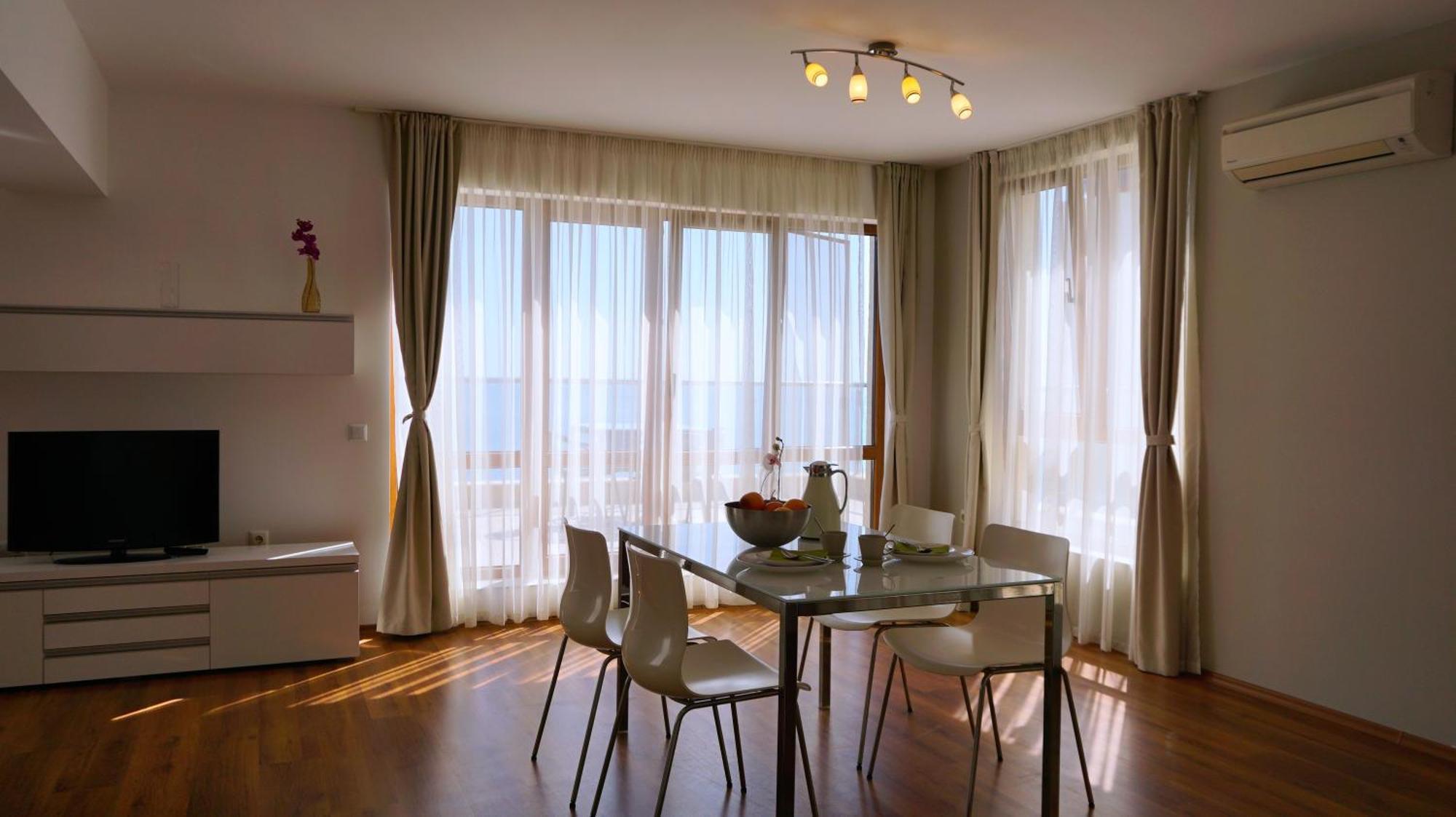 Апартаменти Бяла Клиф на плажа - Apartments Byala Cliff First Line Екстериор снимка